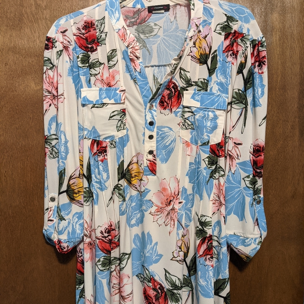 3/4 length sleeve floral blouse